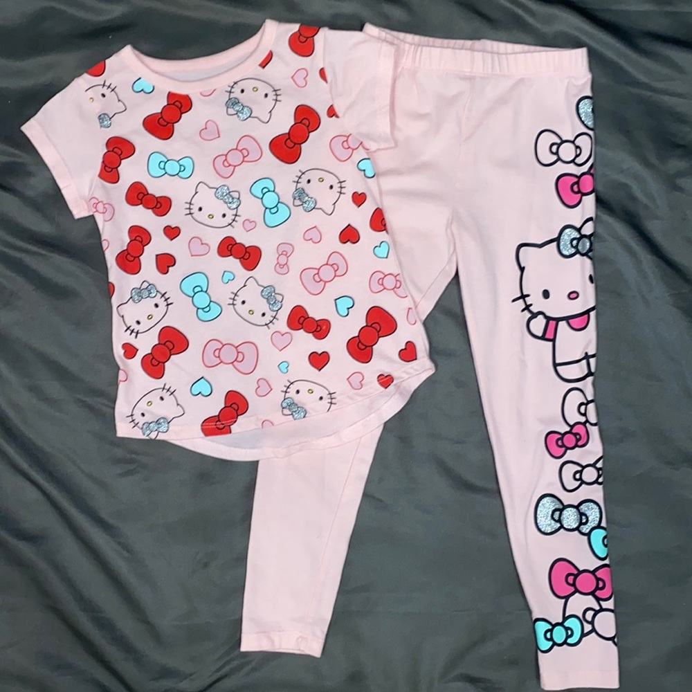 Hello Kitty girls matching set Size 5